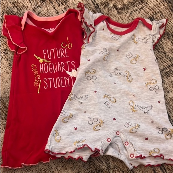 Harry Potter Other - Harry Potter One-Piece Bundle 6-9 Months